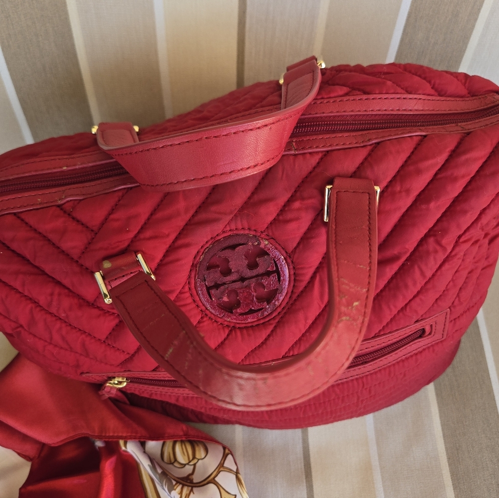 🚫SOLD🚫Nylon Tote Satchel w/ Crossbody Strap - Picture 6 of 9